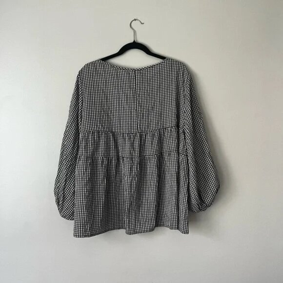 Max Studio B&W Gingham Top - Picture 5 of 5